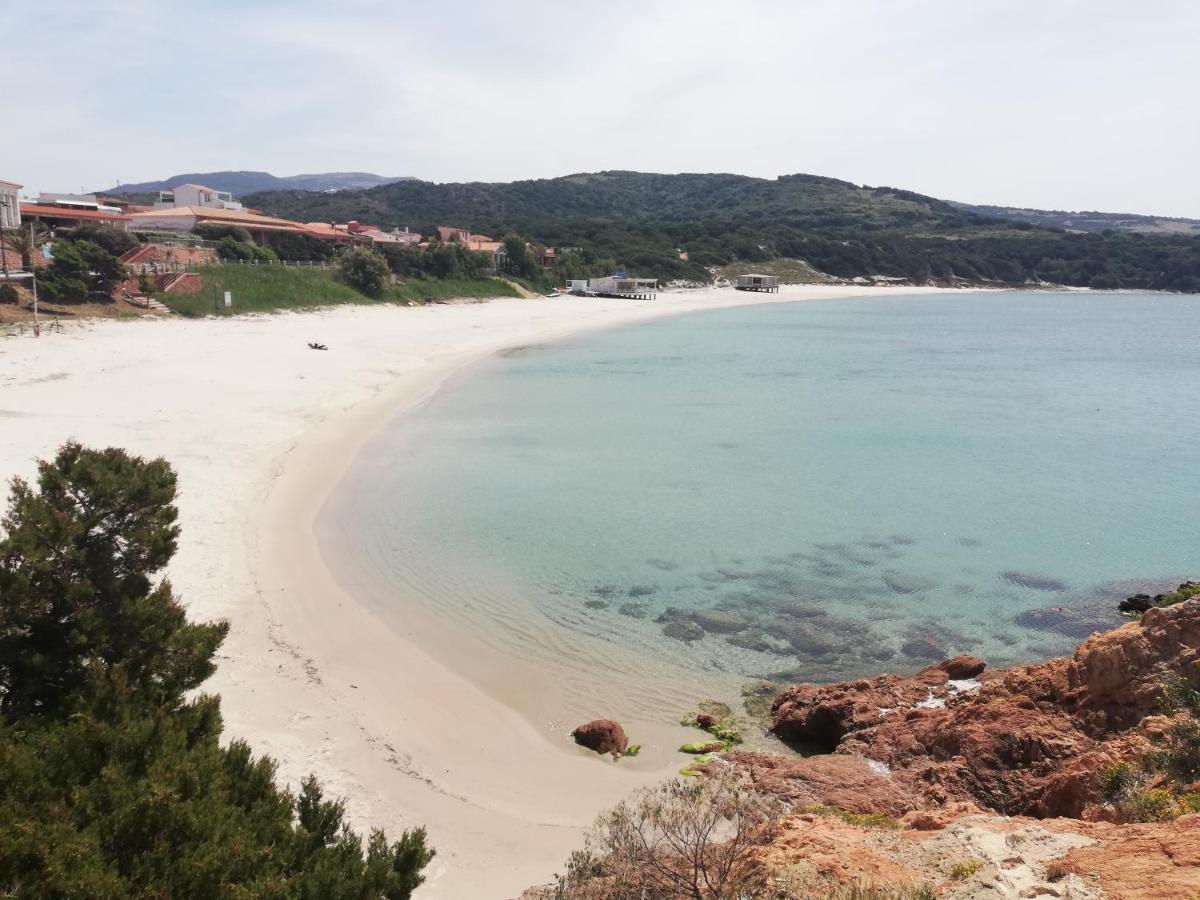 Apartamento Tanca Della Torre Trilocale Vista Mare Isola Rossa Exterior foto