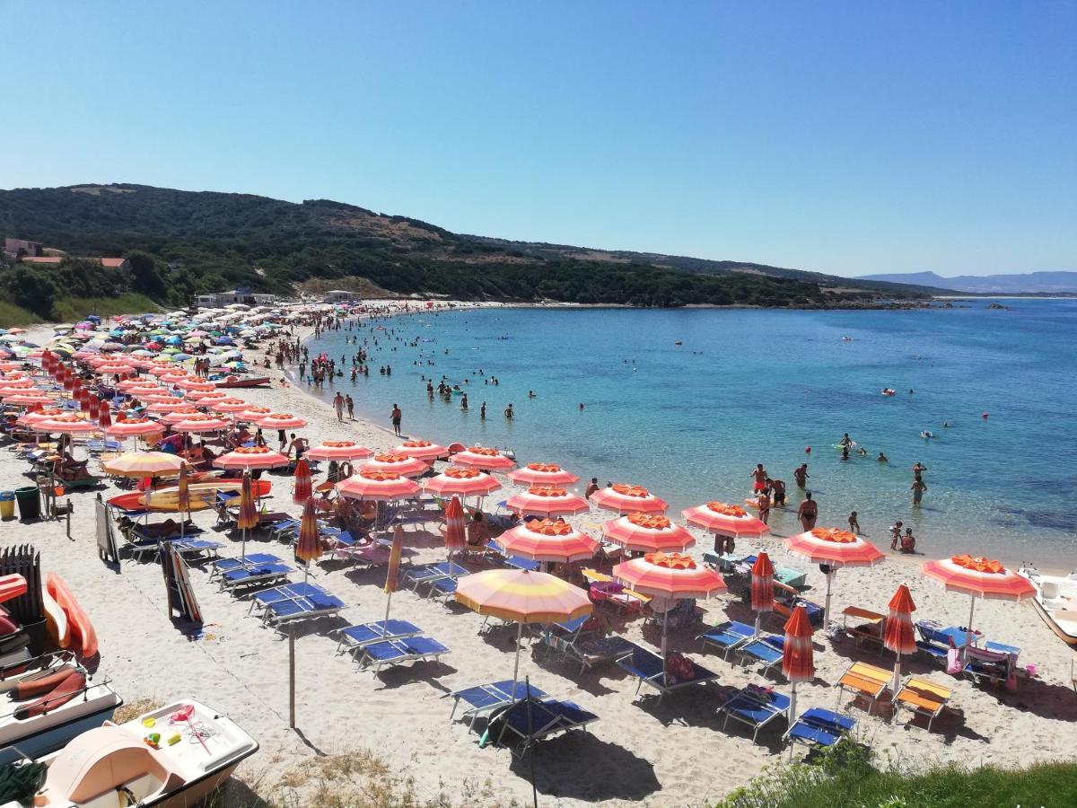 Apartamento Tanca Della Torre Trilocale Vista Mare Isola Rossa Exterior foto